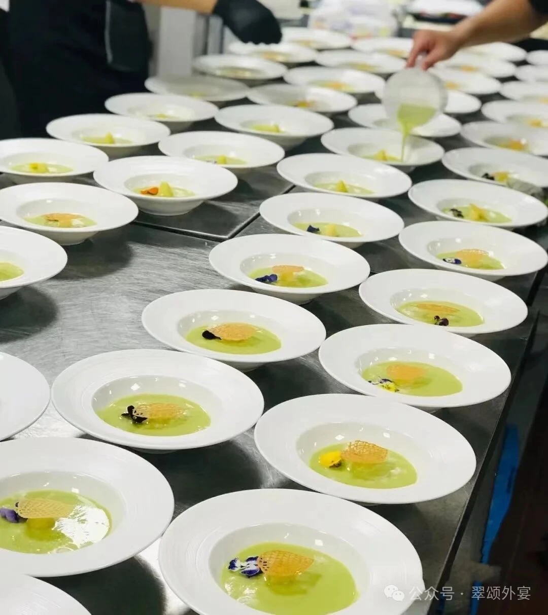 南京翠颂餐饮企业年会宴会上门服务