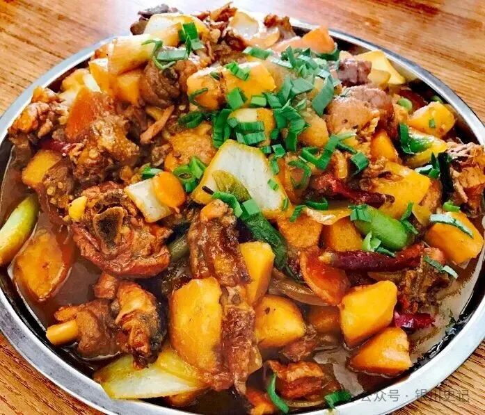 银川永居园的大盘鸡真好吃