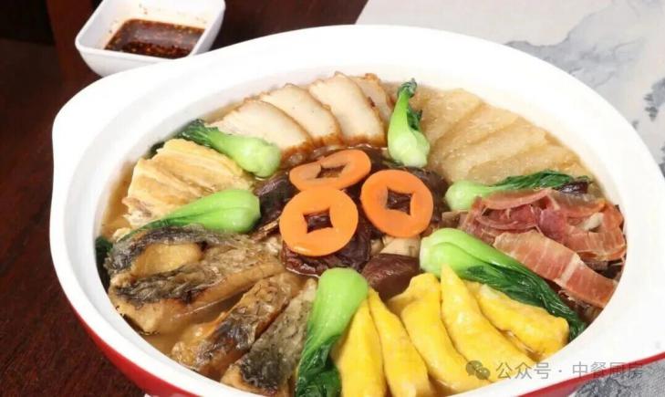 当餐酒楼融合菜，鲜采鲜做，原汁原味