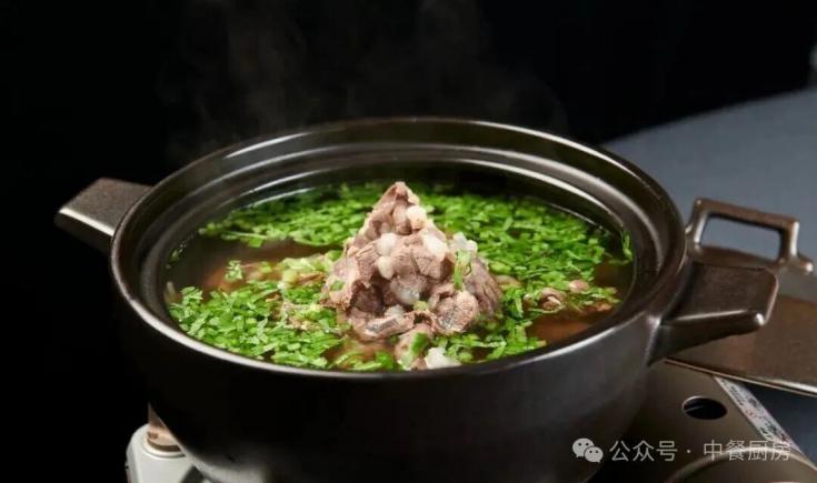 当餐酒楼精品菜，鲜醇地道，越吃越香