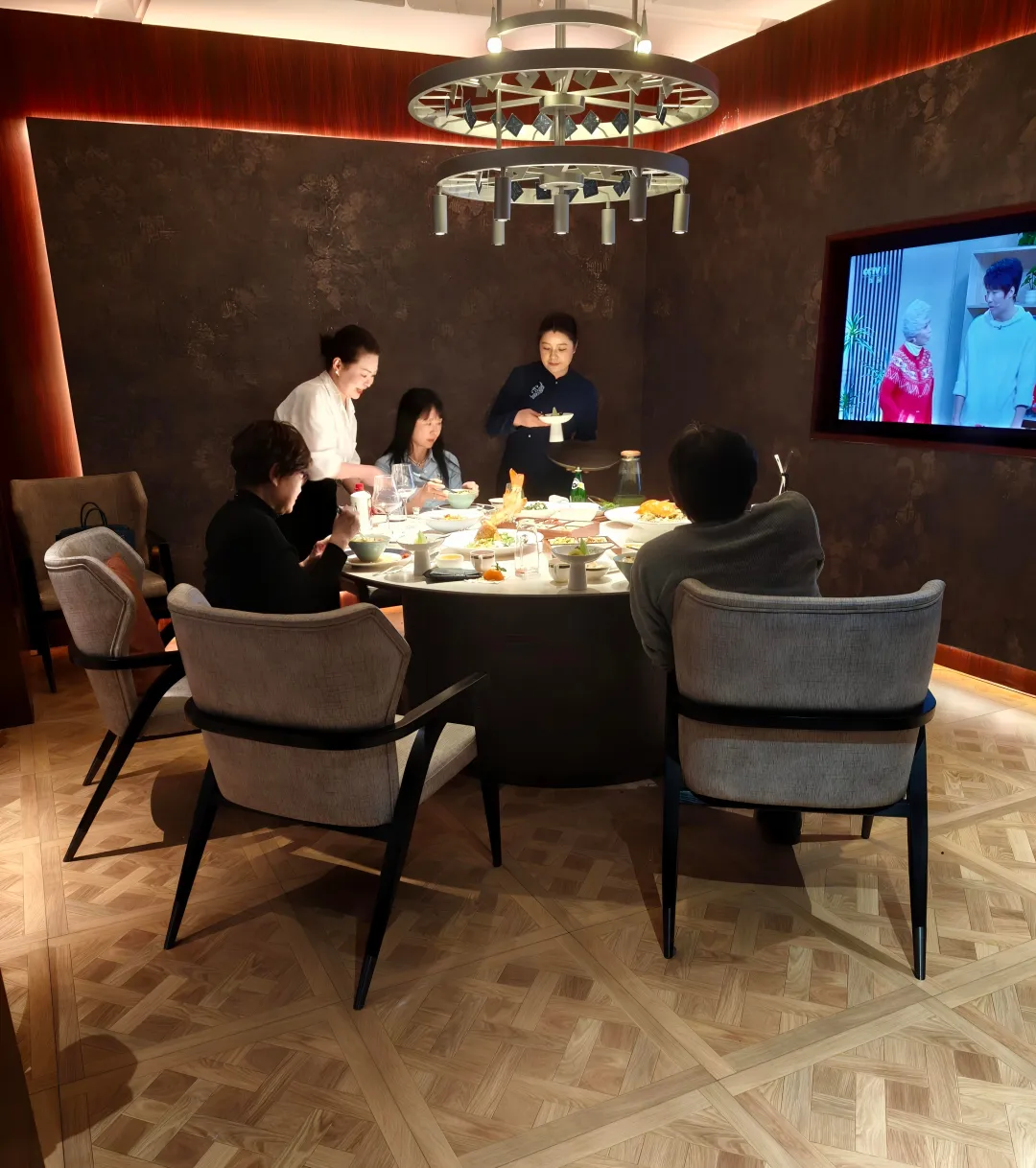 贵旅餐饮用贵州烟火气,守护黔味中国年