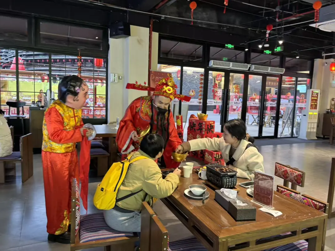 贵旅餐饮用贵州烟火气,守护黔味中国年