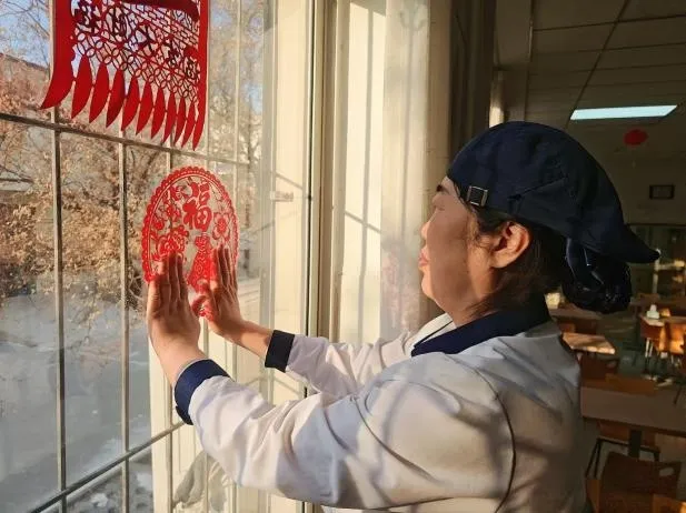 当餐央厨策马启新程,年味藏食间