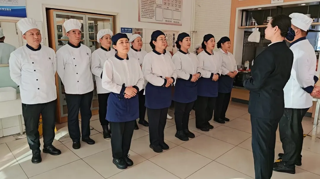 当餐央厨策马启新程,年味藏食间