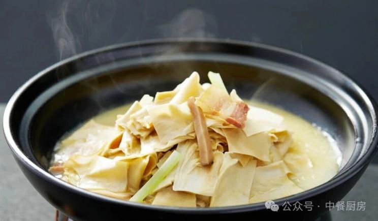 当餐酒楼特色菜，承古融今，味藏风雅