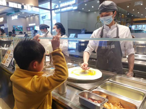 卫星店趋势与供应链冲击