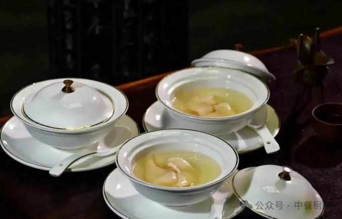 当餐酒楼精品菜，老少皆宜