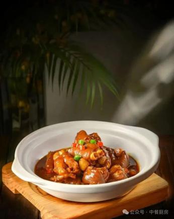 当餐酒楼旺销菜, 油香扑鼻