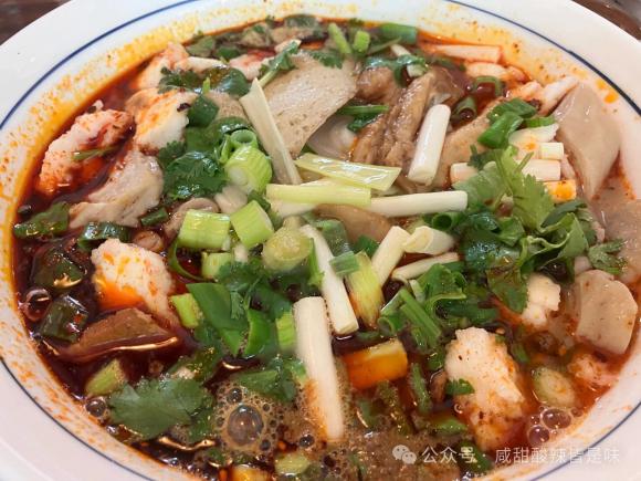 地道美食何处寻？全靠吃货绕路行