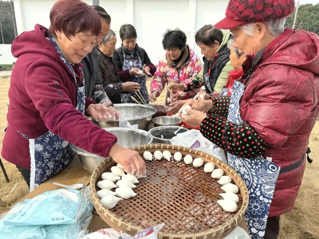 年快过完啦!传统美食“烹”出元宵团圆味