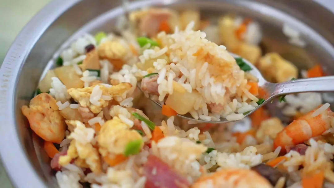 台山一碗香喷喷的“油饭”正是元宵的应节美食