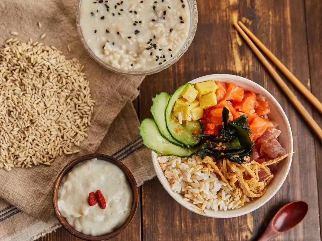 当餐优选食材裸燕麦胚芽米,边煮边发芽,有草原药粮之称!