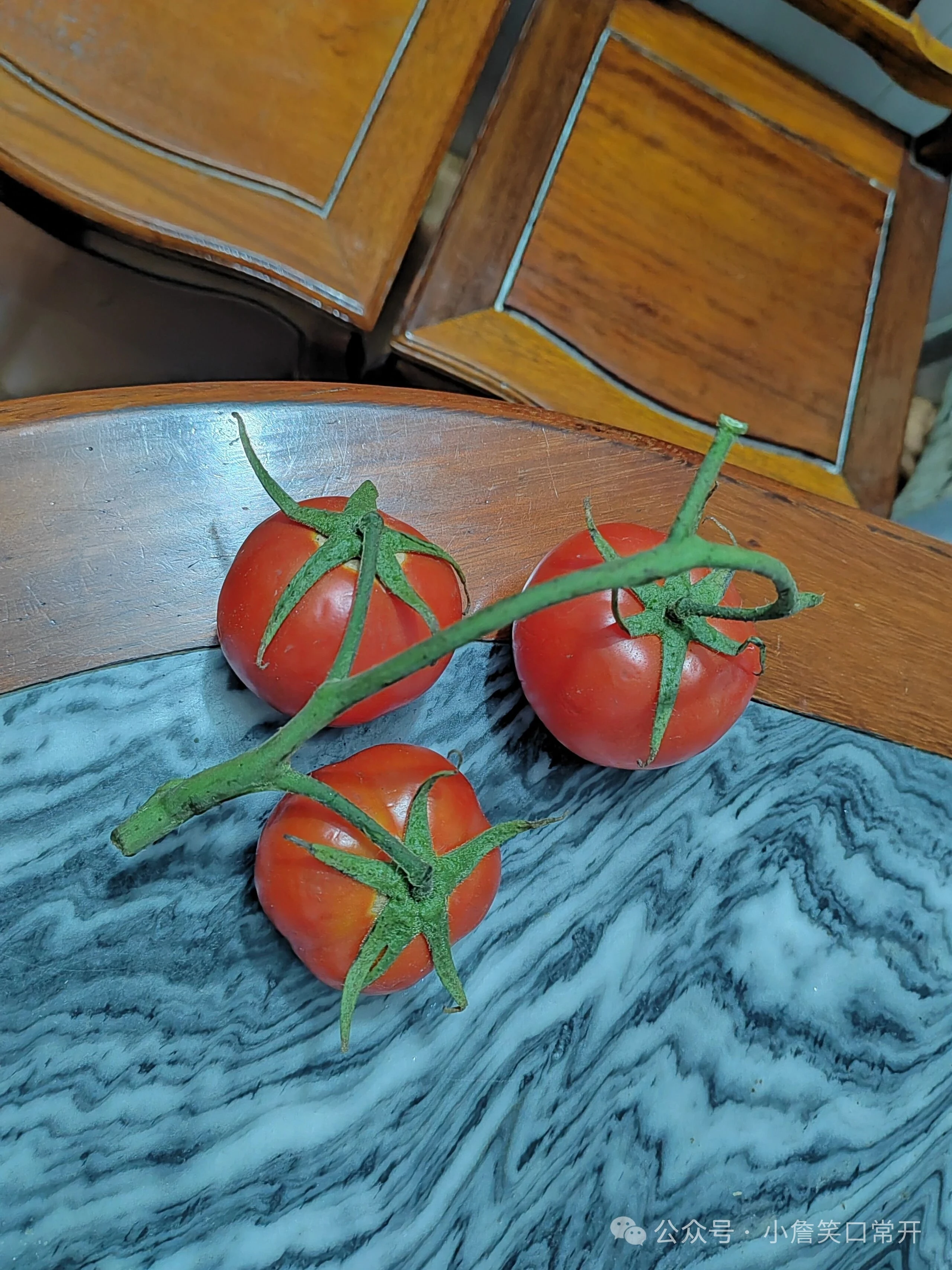 西红柿是营养密度很高的食材,常吃有好处