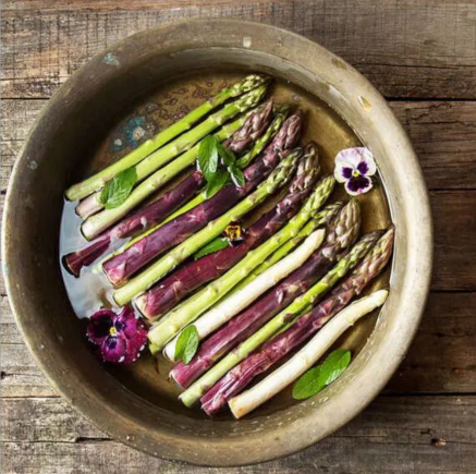 品质超群 紫色有机芦笋 生吃脆甜 富含氨基酸 令人赞不绝口