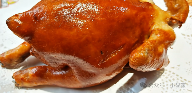 顺德容桂美食，工作日的中午，这么大的场子居然全坐满了！烧排骨真是好吃