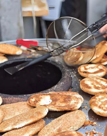 江苏南京10大必吃美食，一座被鸭油香浸润的六朝古都