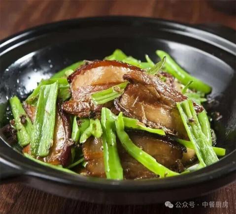 当餐酒楼旺销菜， 鲜气满满