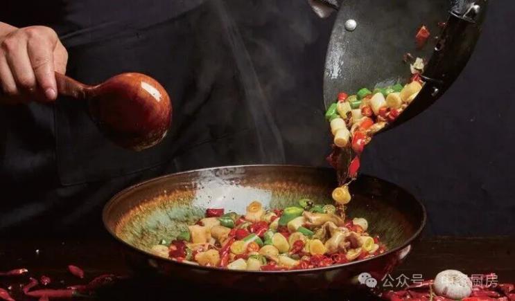 当餐酒楼地方风味菜,臻选好料