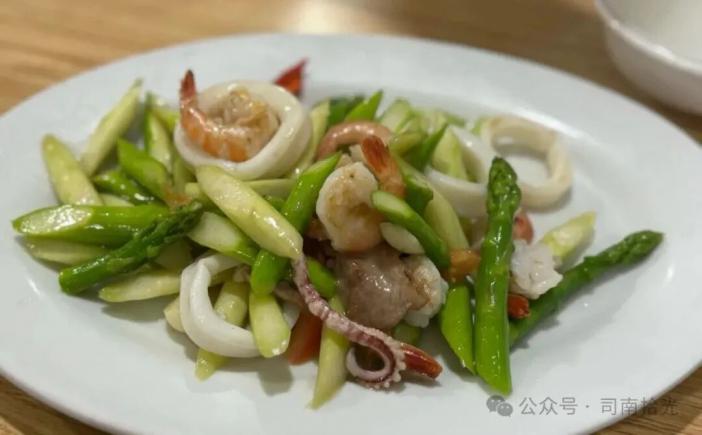 漳州诏安，意外发现路边的排档白粥！坐等美食到碗里来的惊喜！淳朴又让人陶醉！