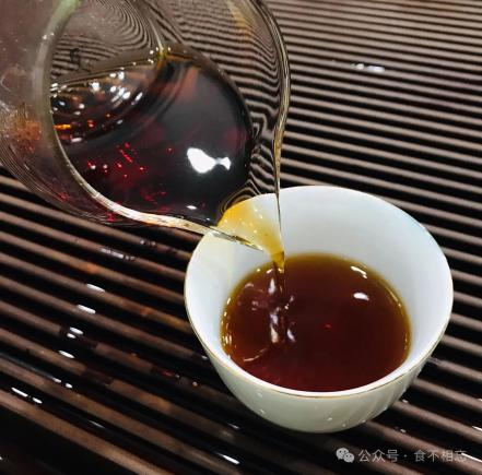 中国美食地图｜广西篇，酸辣鲜香的神仙吃法，征服全国吃货