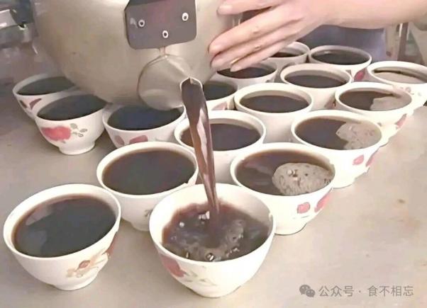 中国美食地图｜广西篇，酸辣鲜香的神仙吃法，征服全国吃货