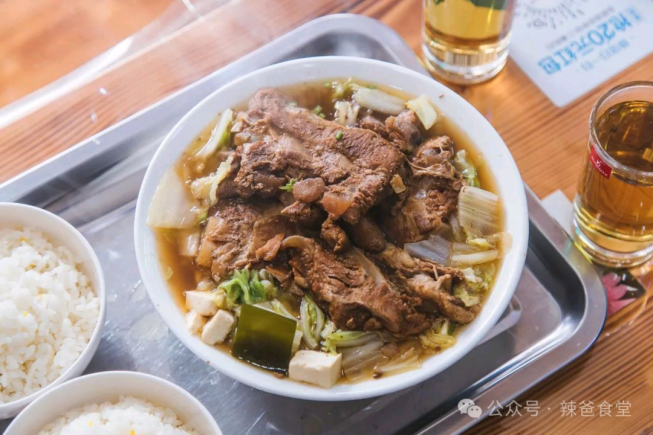 到青岛旅游？青岛美食全攻略！十一种地方特色美食，请收藏好！