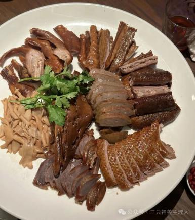 澄海狮头鹅。美食界的“爱马仕”