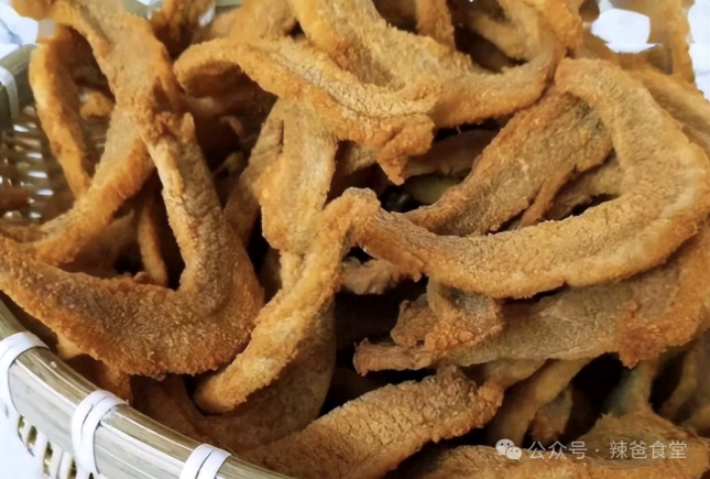 到青岛旅游？青岛美食全攻略！十一种地方特色美食，请收藏好！