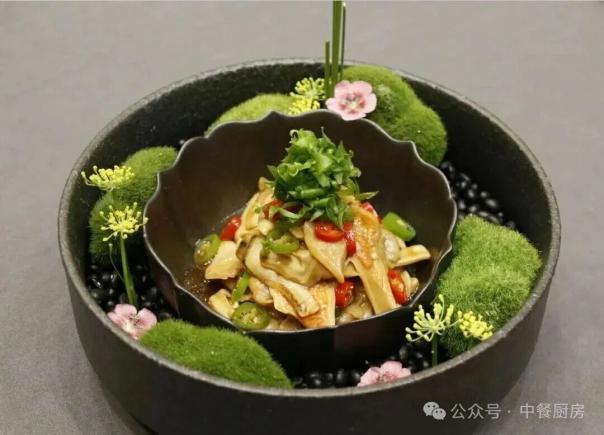 当餐酒楼特色菜，鲜醇地道