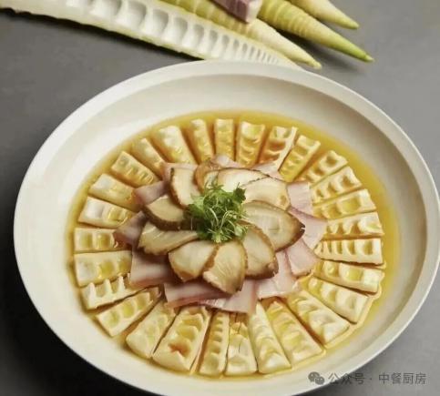 当餐酒楼热卖菜，酥嫩适口