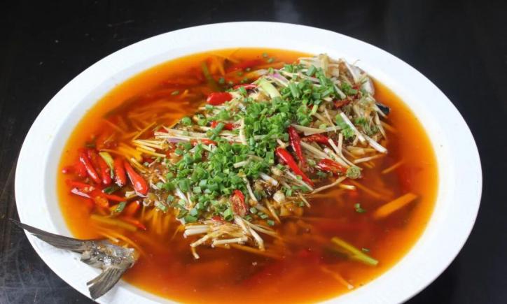 当餐酒楼风味下饭菜，地道本味