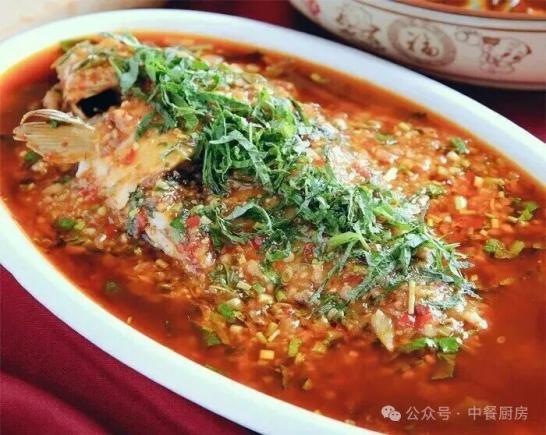 当餐酒楼热卖菜，鲜香四溢